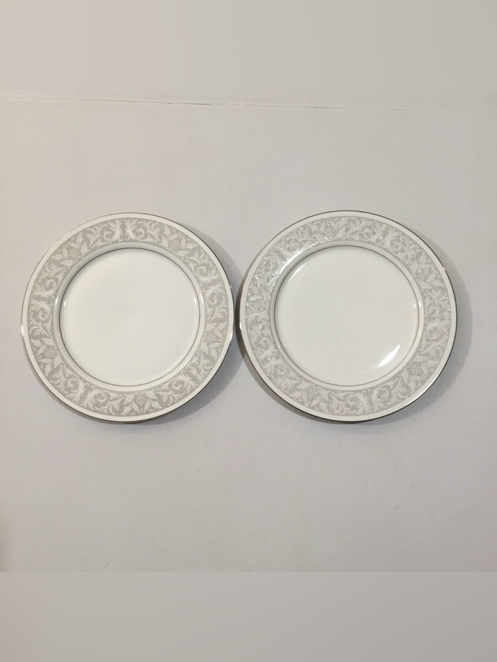 Vintage 70’s Imperial China ‘Whitney’ Dinner Plates Set of 2